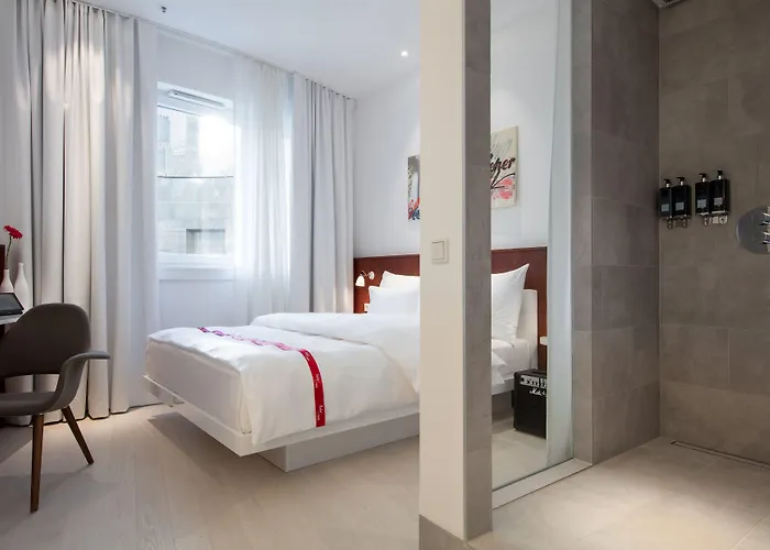 Ruby Marie By Ihg Vienne