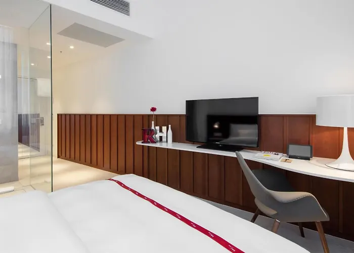 Ruby Marie By Ihg 4*