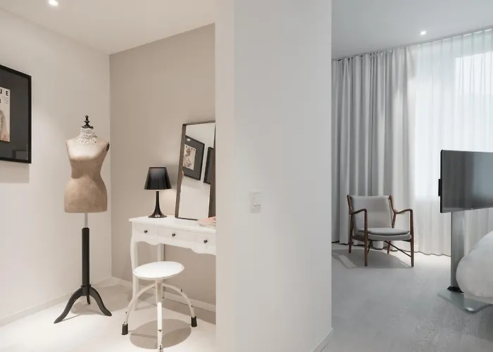 Ruby Marie By Ihg Hotel 4*
