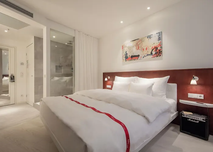 فندق Ruby Marie By Ihg